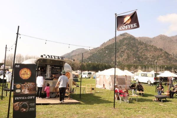 THE・STANDARDのポップアップストアの事例3